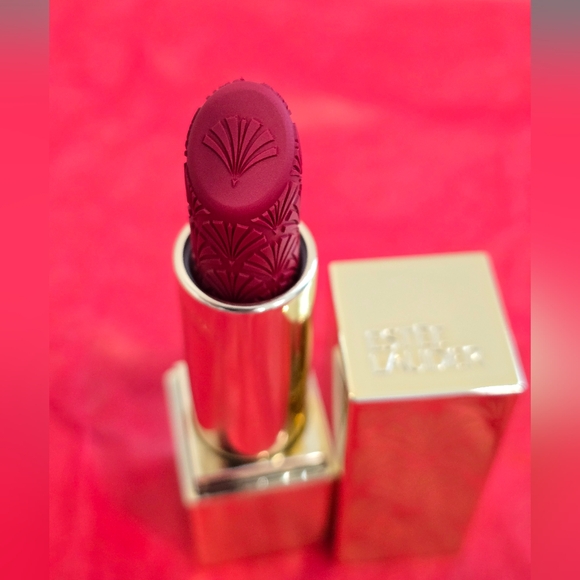 ESTEE LAUDER - Picture 2 of 7